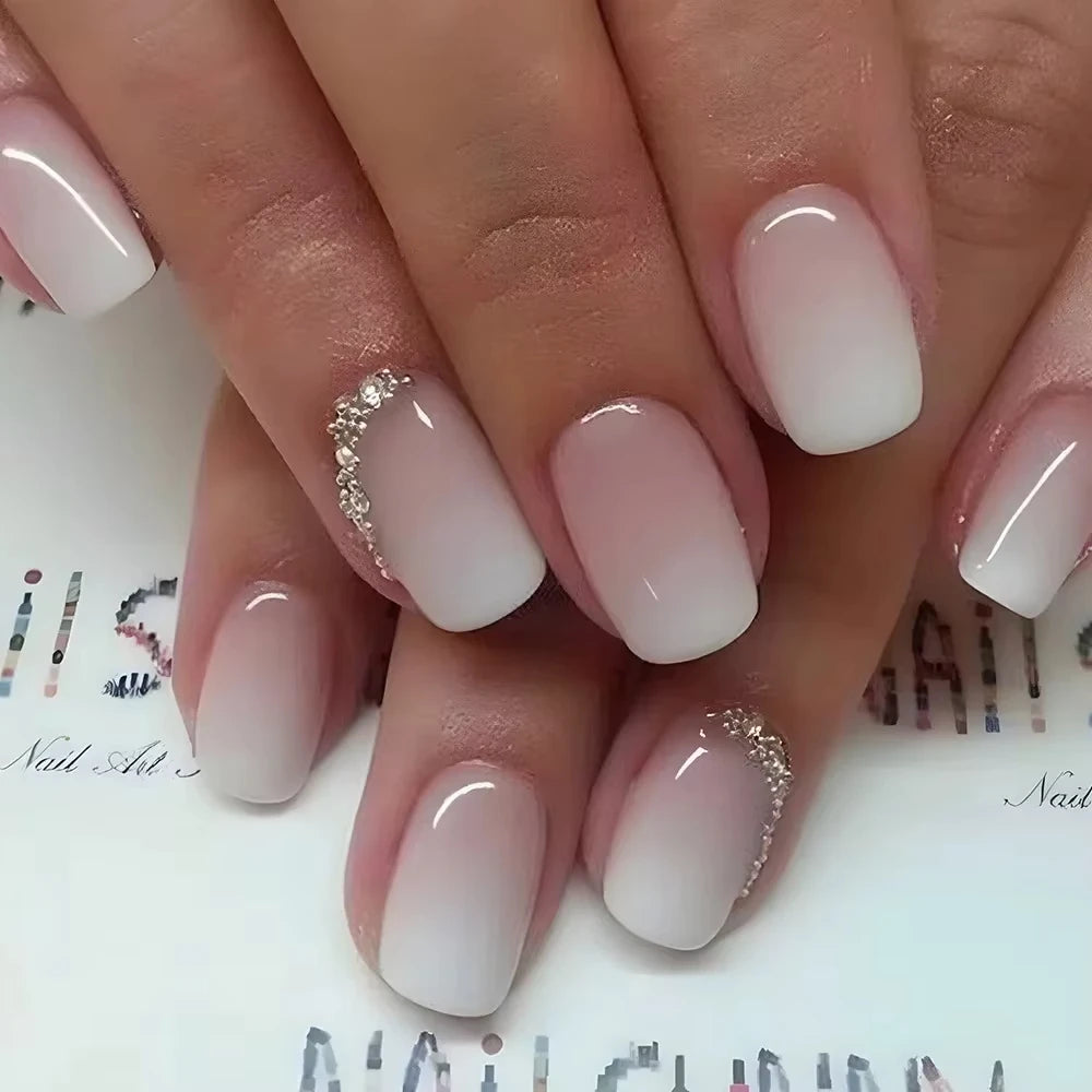 Oval & Almond Press-On Nails – Elegant, Natural Styles for Everyday Wear
