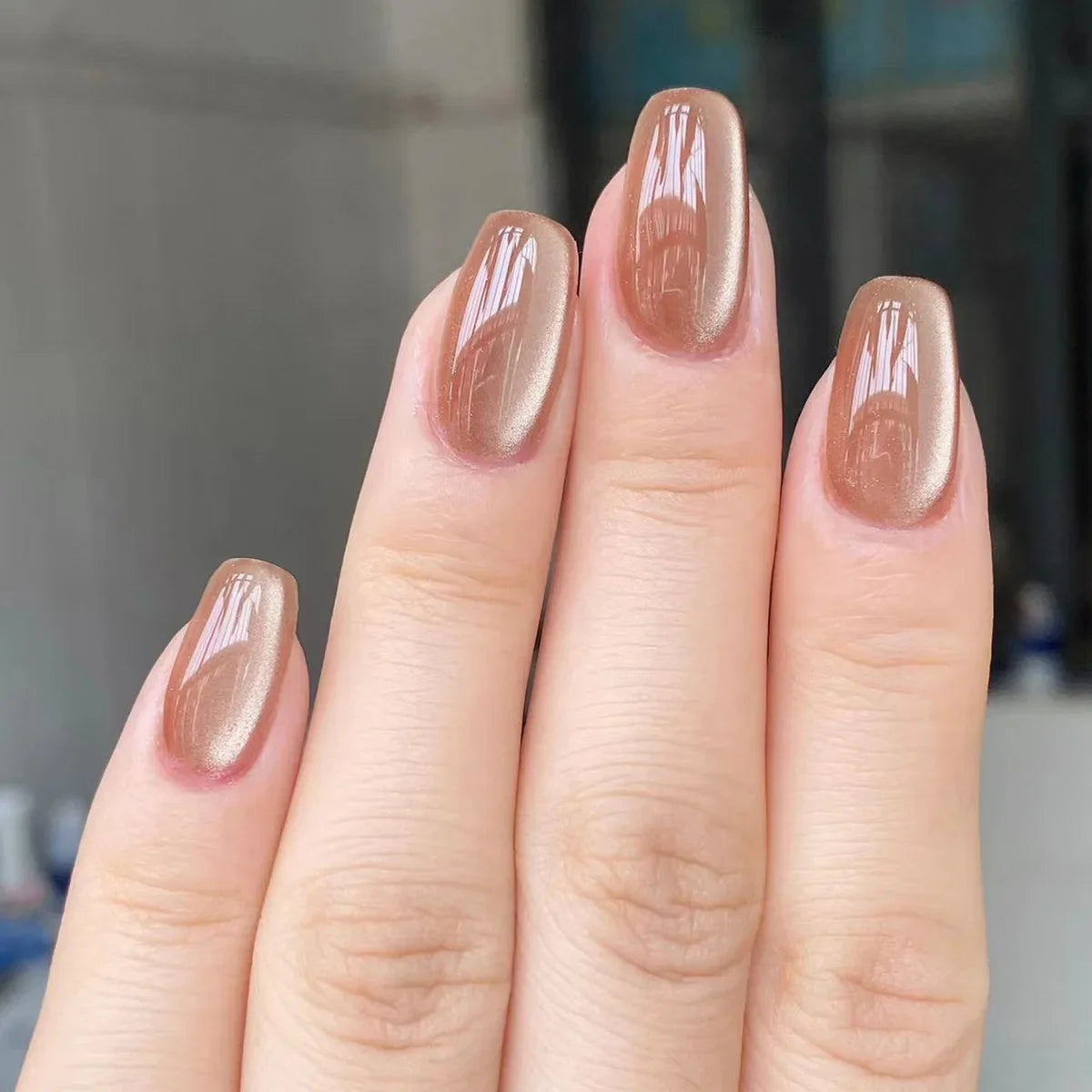 Oval & Almond Press-On Nails – Elegant, Natural Styles for Everyday Wear