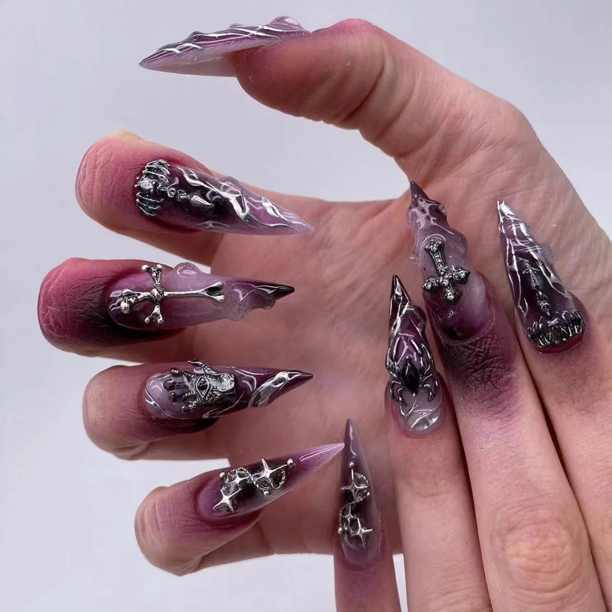 Horror Comic Press-On Nails – Glossy Black Almond Set with Japanese Anime Art